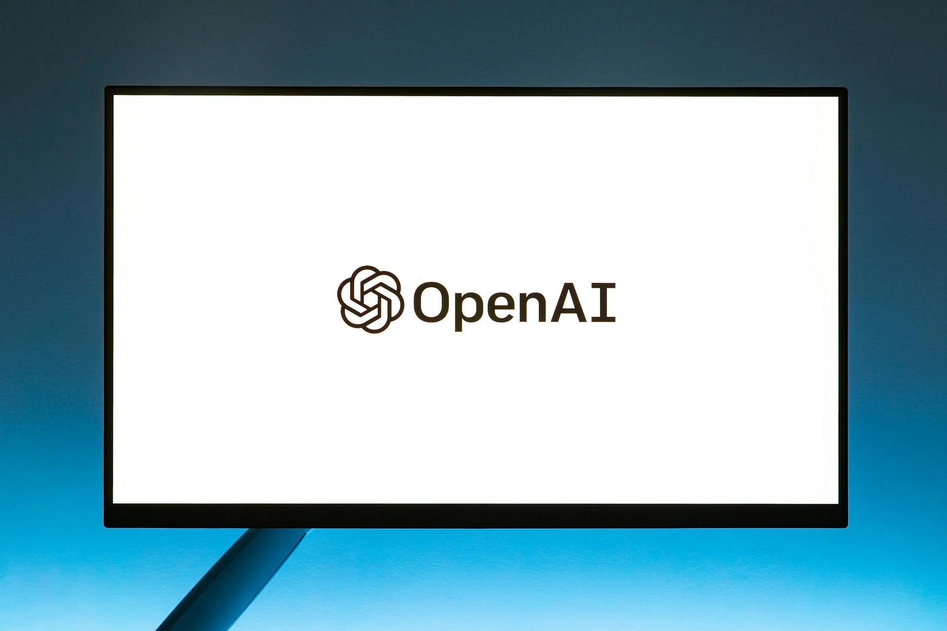 A OpenAI Lança Interface Canvas para Projetos de Escrita e Codificação