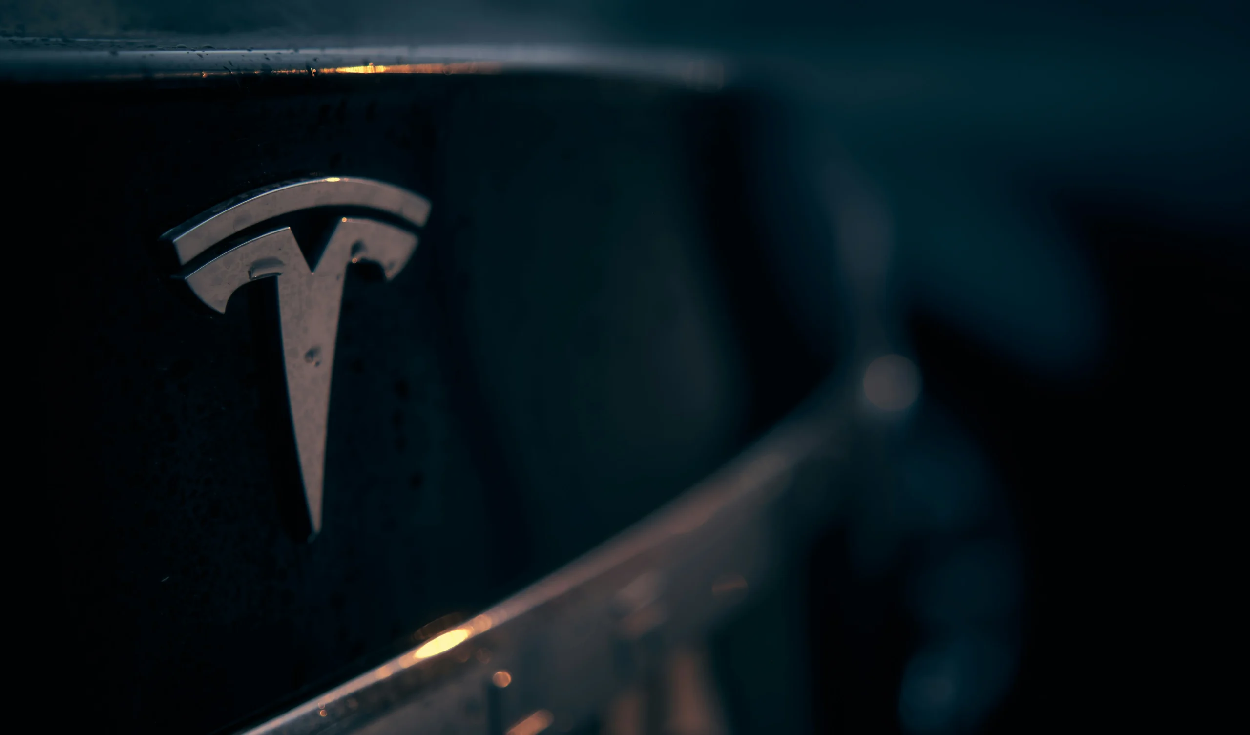 A Tesla Anuncia Novo Robotáxi Chamado CyberCab