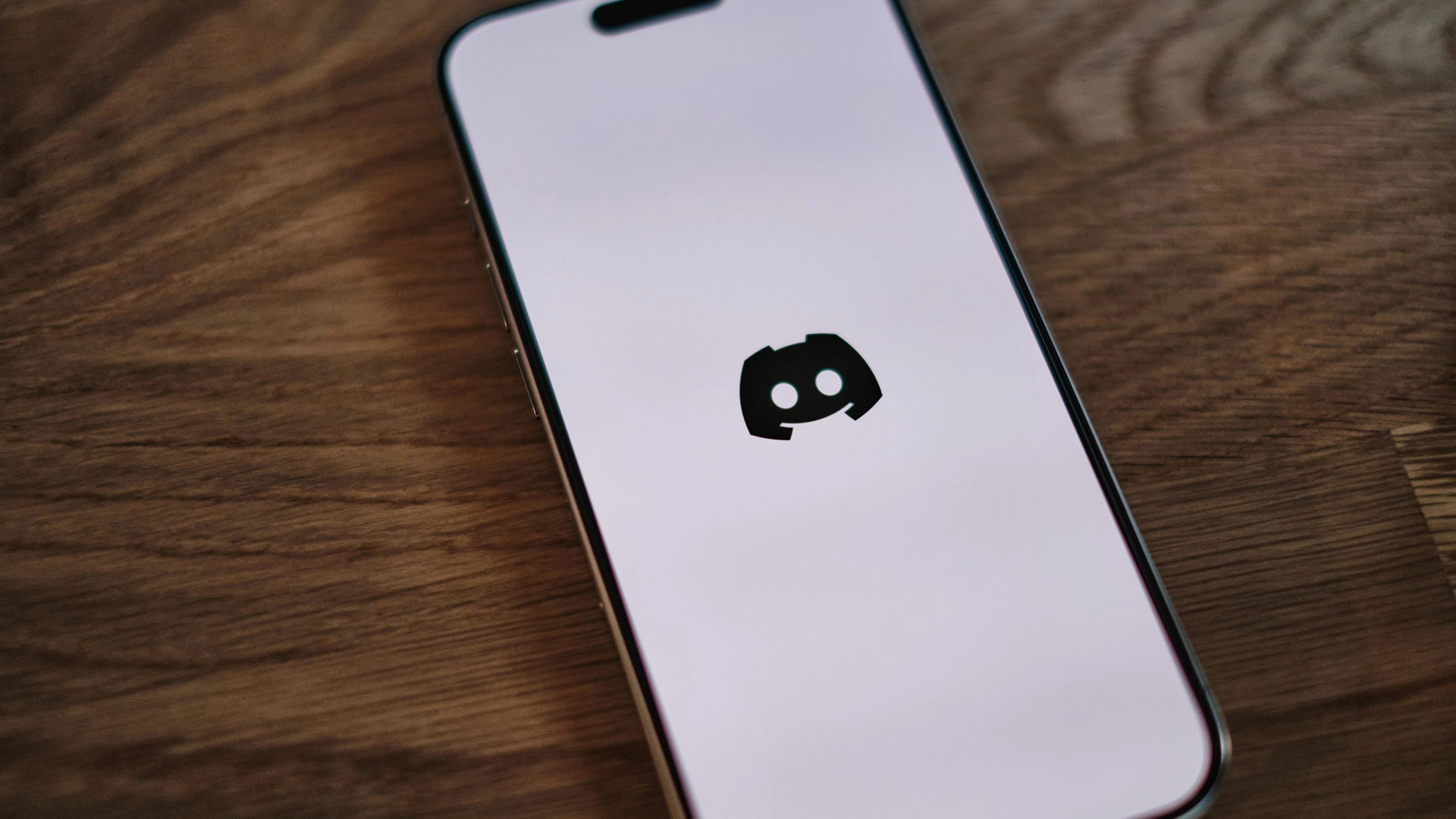 Preocupações com a Privacidade no Discord Crescem Após 2 Bilhões de Mensagens Tornarem-se Públicas
