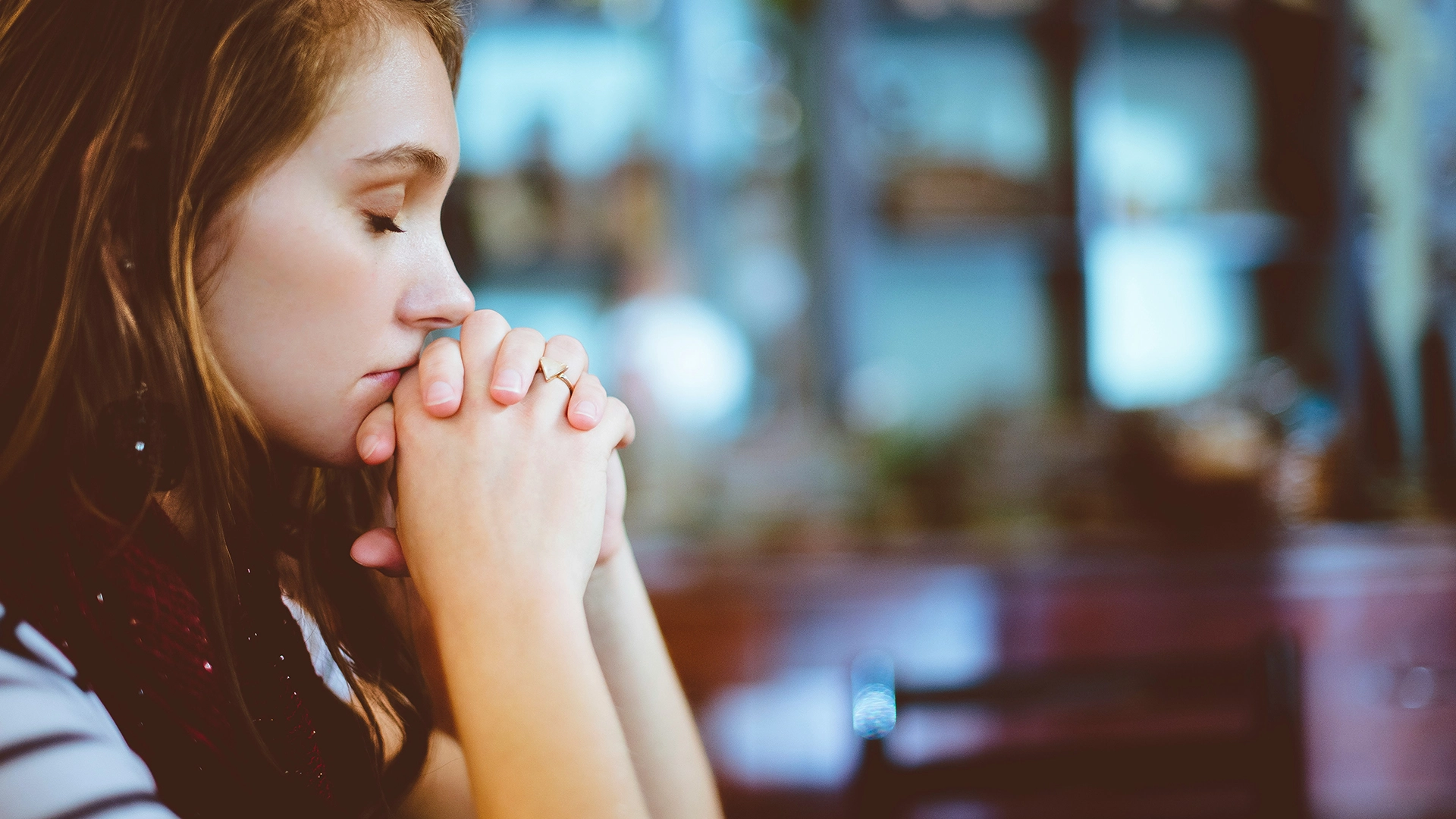 “Faith Tech” Cresce à Medida que Mais Pessoas Recorrem a Chatbots para Orientação Religiosa